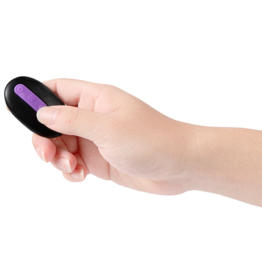 SHEQU - JULIAN DILDO UND KLITORISSTIMULATOR MIT VIBRATION UND FERNBEDIENUNG 16 CM – Bild 7